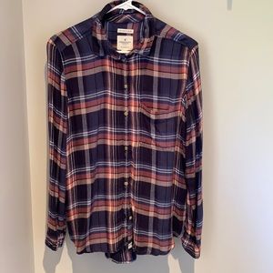 American Eagle plaid button down shirt